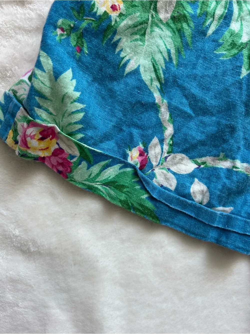 Lauren Ralph Lauren Blue Floral 100% Linen High-Waist Button-Front Shorts Size 6